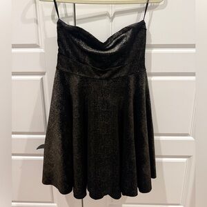 Free People Black Metallic Strapless Velvet Mini Dress. Has Pockets!